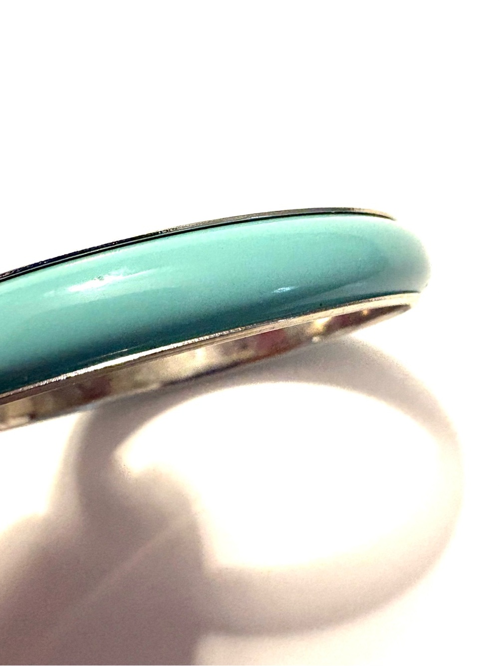 FASHION JEWELRY Silver Metal and Turquoise Bangle Bracelet